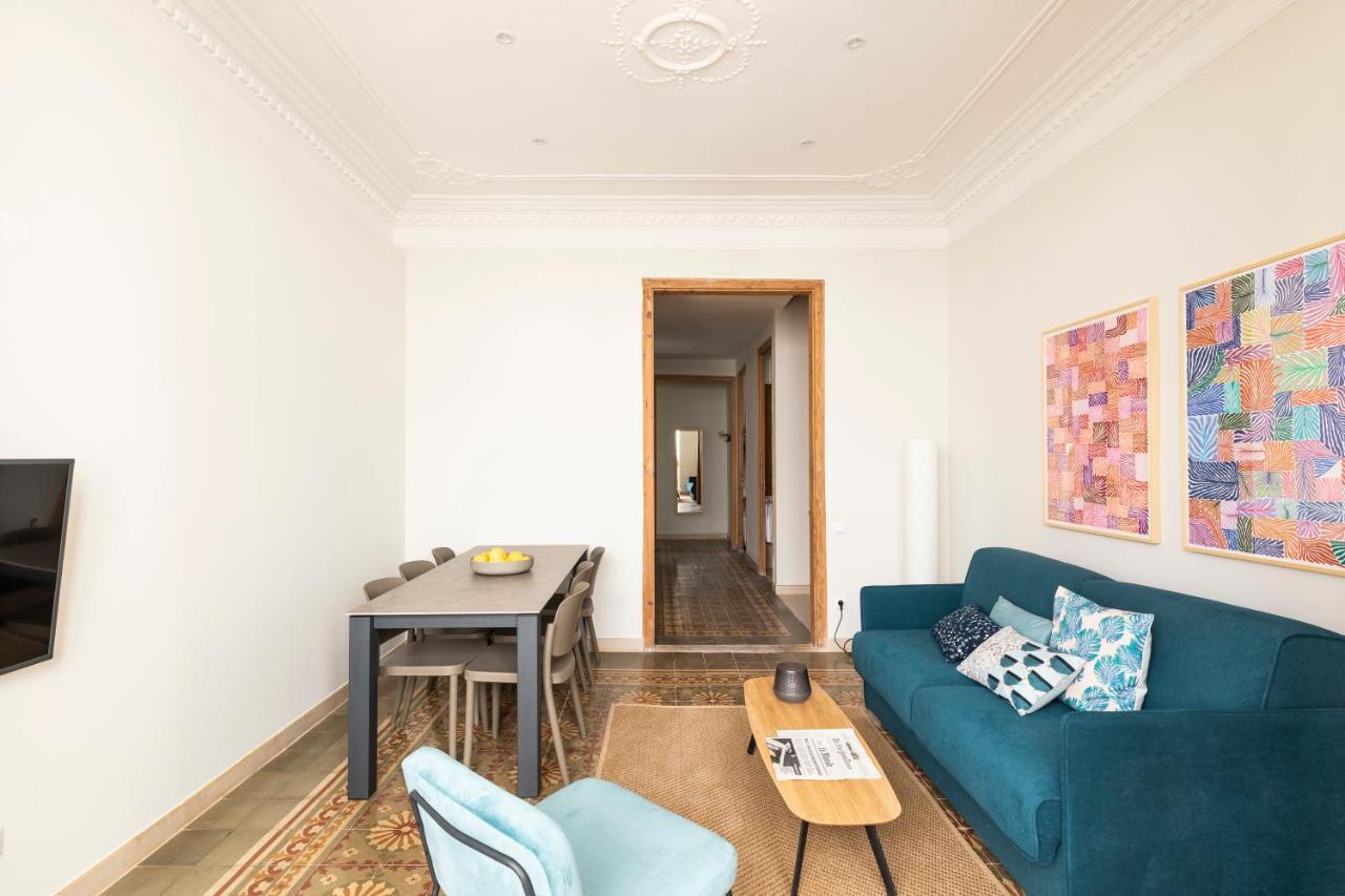 Aspasios Gracia Apartments Barcelona Luaran gambar